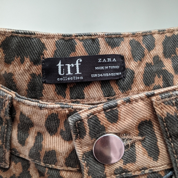 Leopard Print Culotte Jeans - Picture 8 of 9
